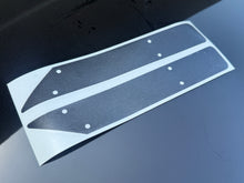 Load image into Gallery viewer, Fender Vent Blinds // E9 CS
